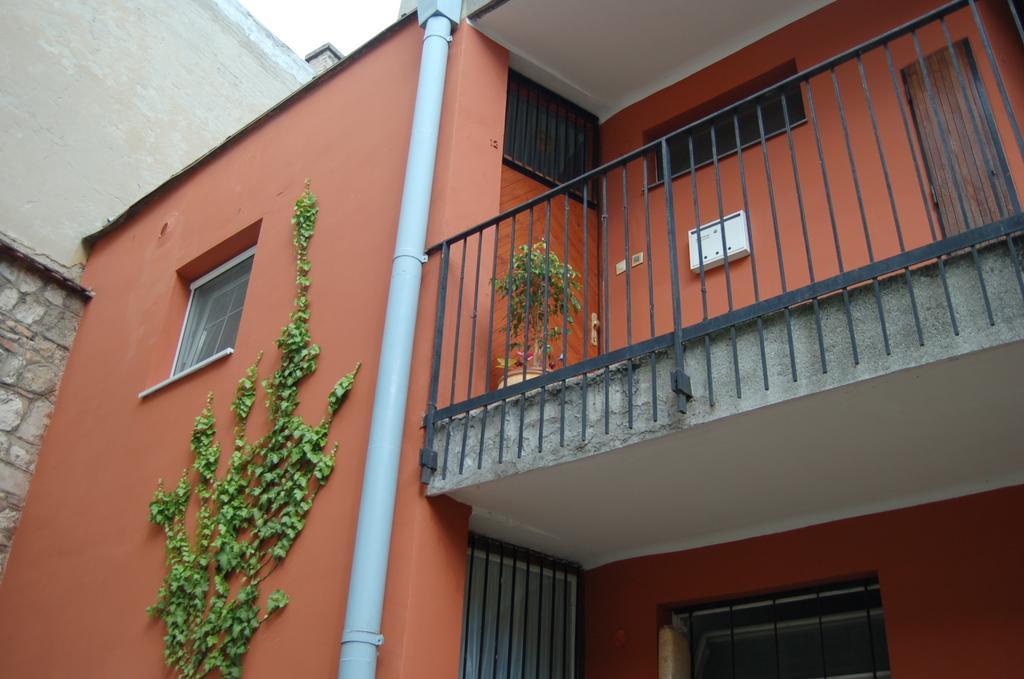 Buda Castle Apartments Будапеща Стая снимка