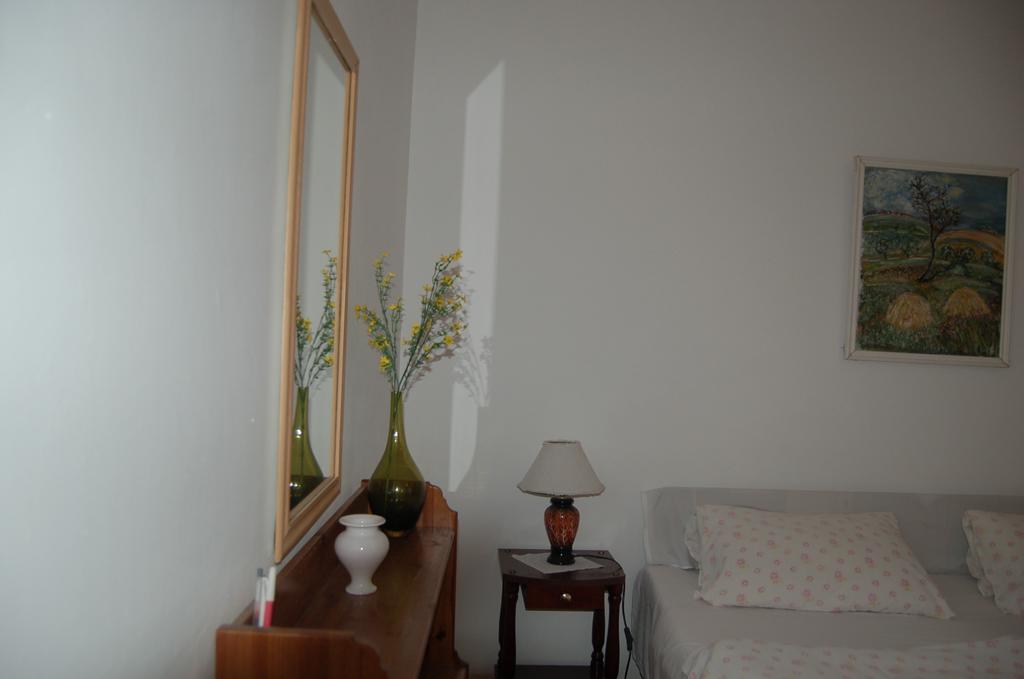 Buda Castle Apartments Будапеща Стая снимка