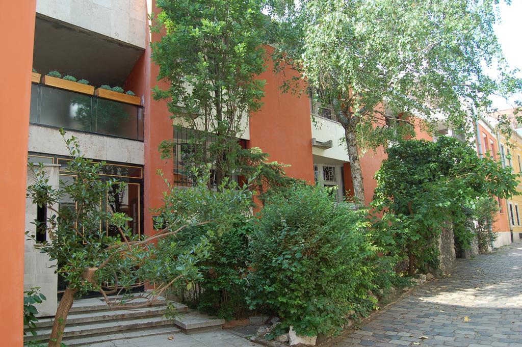 Buda Castle Apartments Будапеща Стая снимка